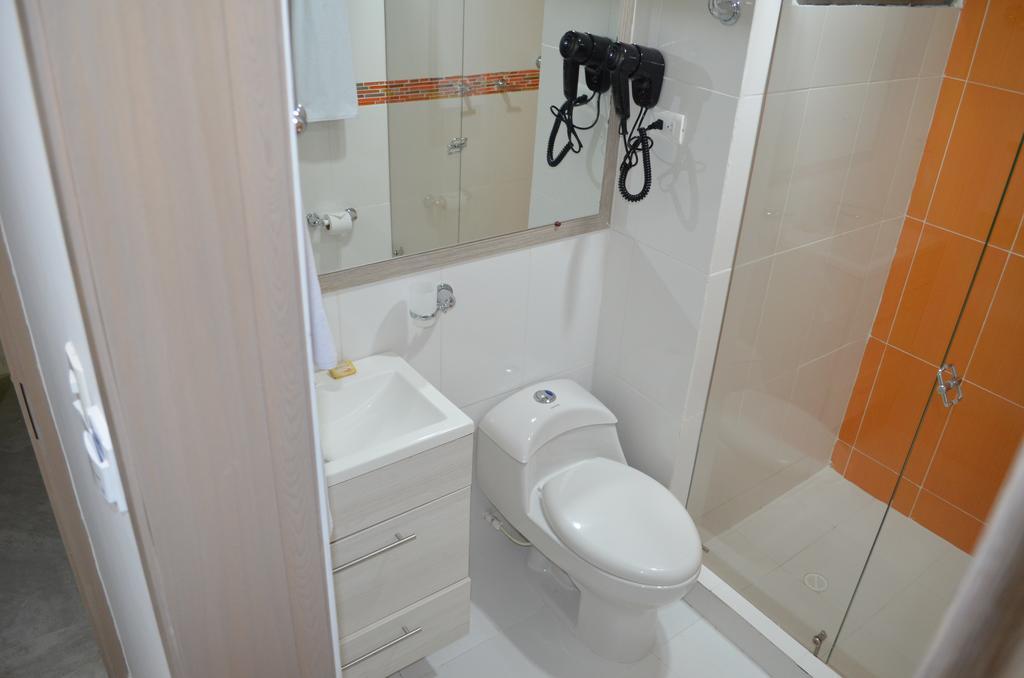 Hotel Arthur Brich Cúcuta المظهر الخارجي الصورة